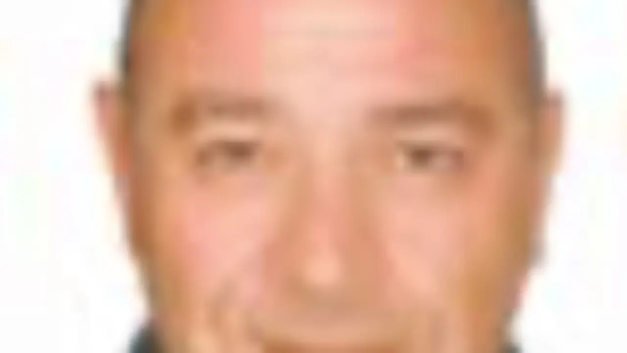 el se&ntilde;or
DON JAVIER ALBERTO
GARC&Iacute;A ESTRADA