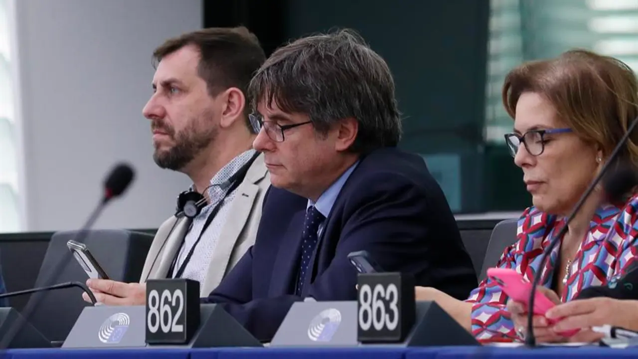 El expresidente catal&aacute;n Carles Puigdemont durante una votaci&oacute;n en el Parlamento Europeo el pasado julio. EFE/JULIEN WARNAND