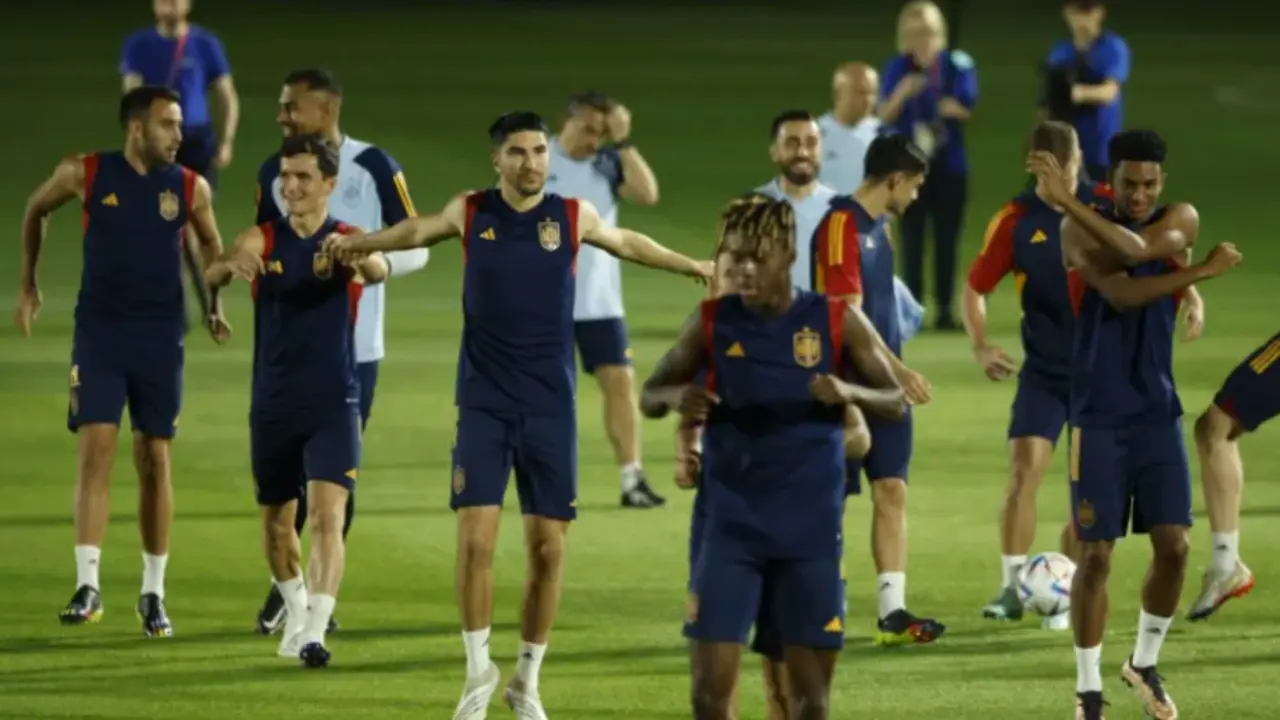 Entrenamiento de la selecci&oacute;n espa&ntilde;ola. EFE/Juanjo Mart&iacute;n