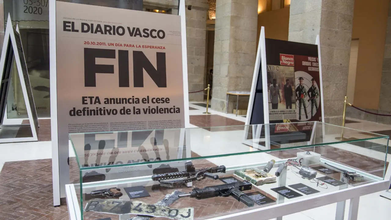 '60 a&ntilde;os de terrorismo en Espa&ntilde;a a trav&eacute;s de la prensa' llega a Santander. / Alerta