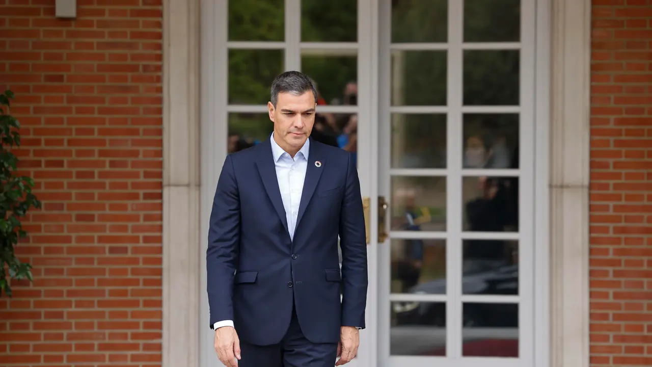 El presidente del Gobierno, Pedro S&aacute;nchez, en Moncloa. / Sergio P&eacute;rez