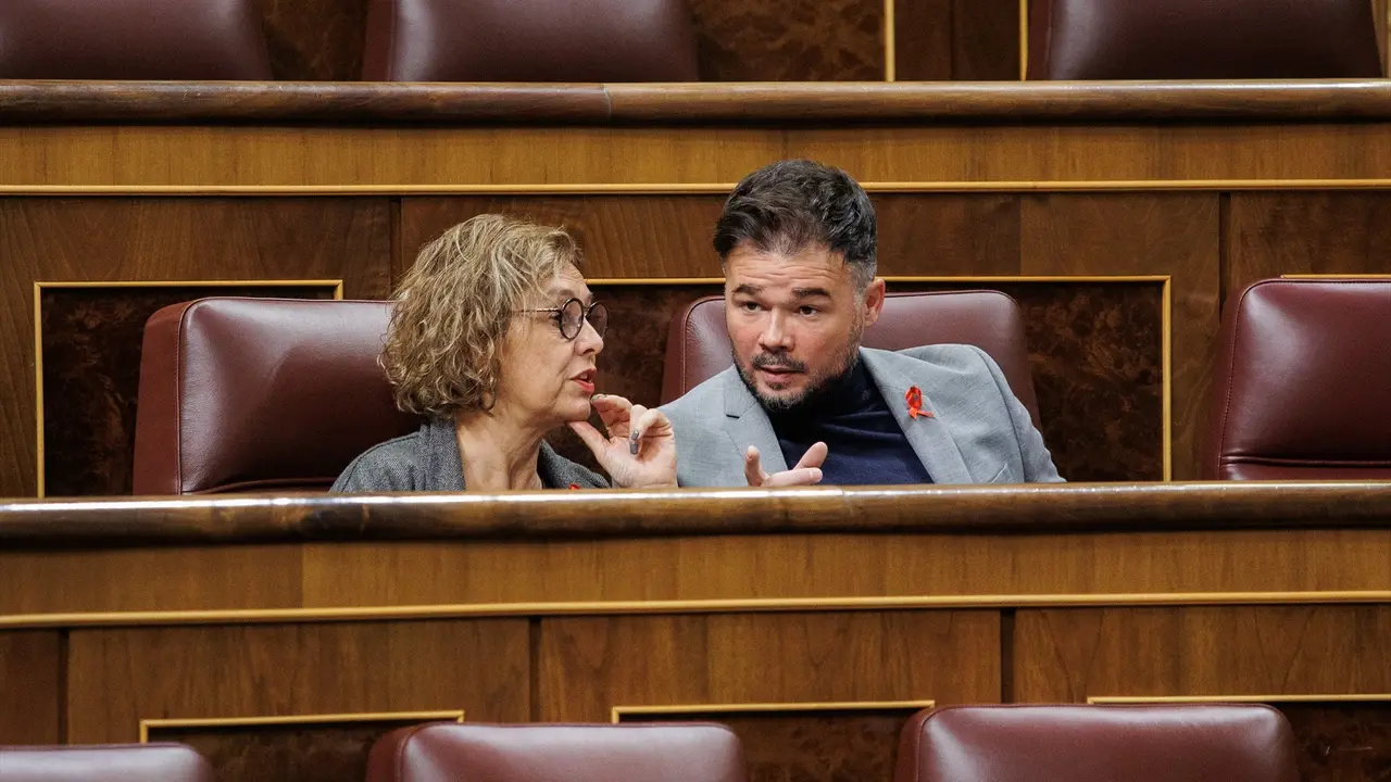 El portavoz de Esquerra Republicana (ERC) en el Congreso, Gabriel Rufi&aacute;n, durante una sesi&oacute;n plenaria en el Congreso. / Alejandro Mart&iacute;nez V&eacute;lez