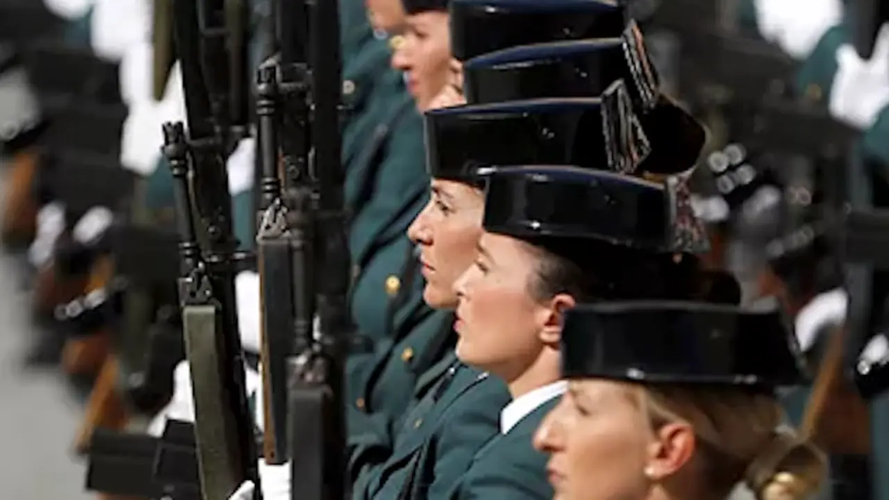 Acto del trig&eacute;simo aniversario de la incorporaci&oacute;n de la mujer a la Guardia Civil.EFE