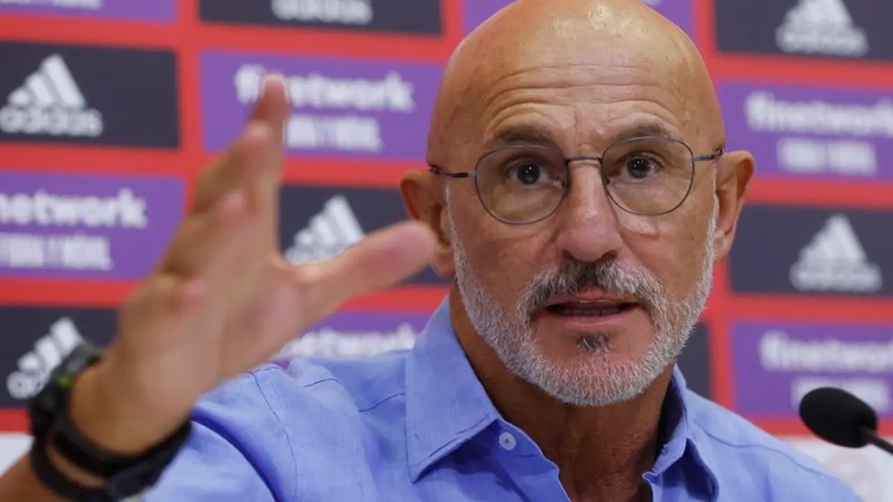Luis de la Fuente es el nuevo seleccionador espa&ntilde;ol, tras decidir la Real Federaci&oacute;n Espa&ntilde;ola de F&uacute;tbol, no prolongar la vinculaci&oacute;n con Luis Enrique Mart&iacute;nez. EFE/Juan Carlos Hidalgo