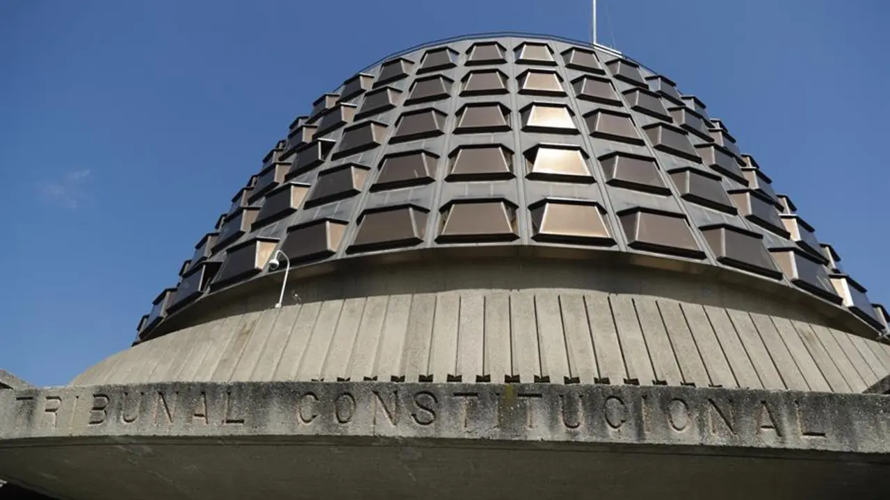 Imagen de archivo del edificio del Tribunal Constitucional. EFE / Emilio Naranjo