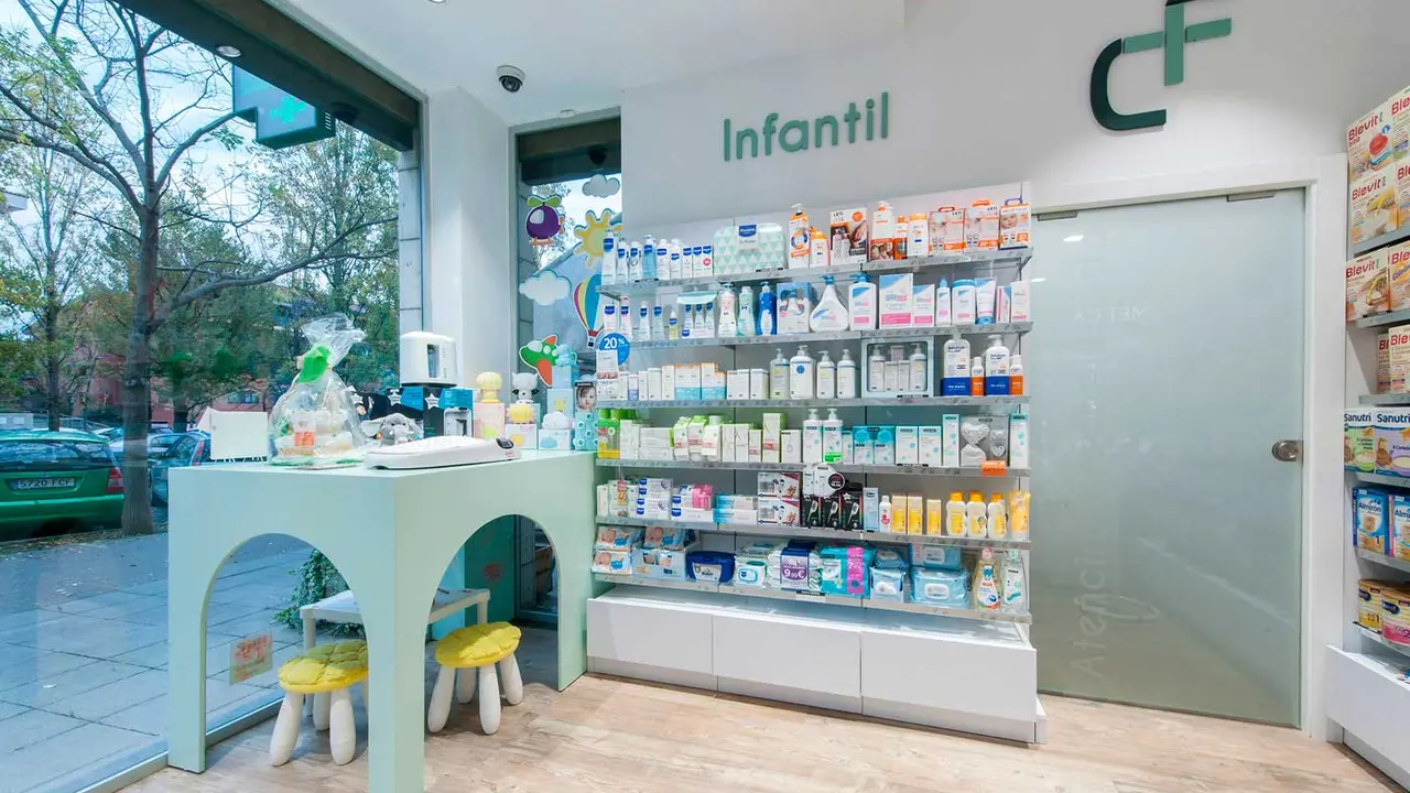 Zona infantil de una farmacia colaboradora. / ALERTA