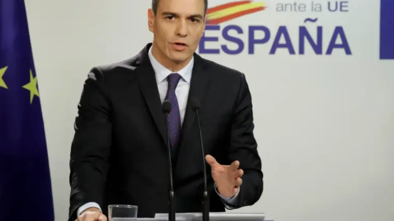 Conferencia de prensa desde Brueselas del presidente espa&ntilde;ol Pedro Sanchez. EFE /OLIVIER HOSLET