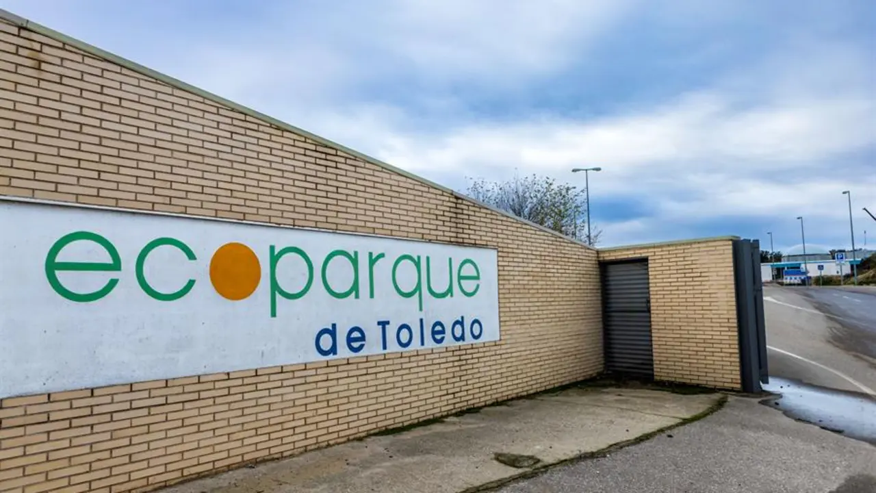 La Polic&iacute;a Nacional investiga la aparici&oacute;n del cad&aacute;ver de un hombre en el Ecoparque de Toledo, del que de momento se desconoce la identidad y las causas del fallecimiento. EFE / Angeles G. Visdomine