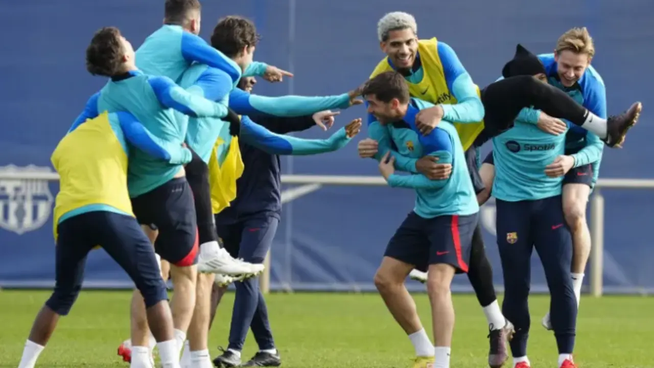 Entrenamiento del FC Barcelona. EFE/Enric Fontcuberta