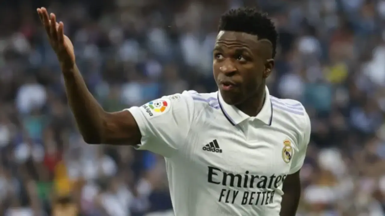 El delantero brasile&ntilde;o del Real Madrid Vinicius Jr. durante un partido de LaLiga en una imagen de archivo. EFE / Juna Carlos Hidalgo