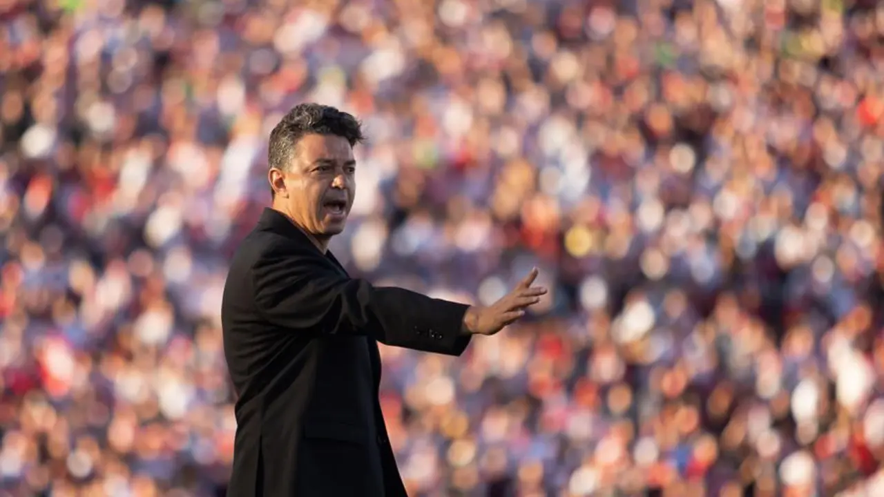 Marcelo Gallardo dirigir&aacute; un duelo amistoso que enfrentar&aacute; a Ronaldo y a Messi. EFE / Nicol&aacute;s R&iacute;os