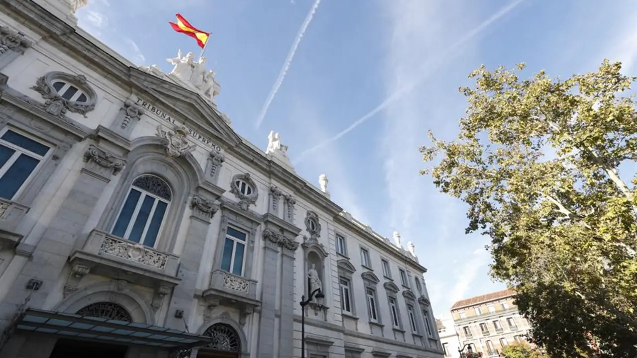 La sede del Tribunal Supremo, en Madrid. EFE / Javier Liz&oacute;n