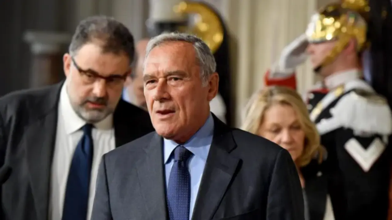 El exfiscal antimafia, Pietro Grasso (c), en una imagen de archivo. EFE/ Angelo Carconi