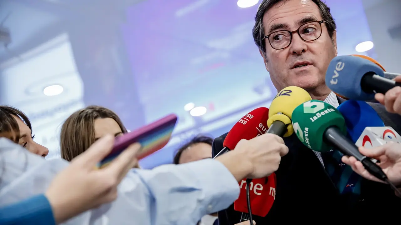 El presidente de CEOE, Antonio Garamendi. E.P. / Carlos Luj&aacute;n
