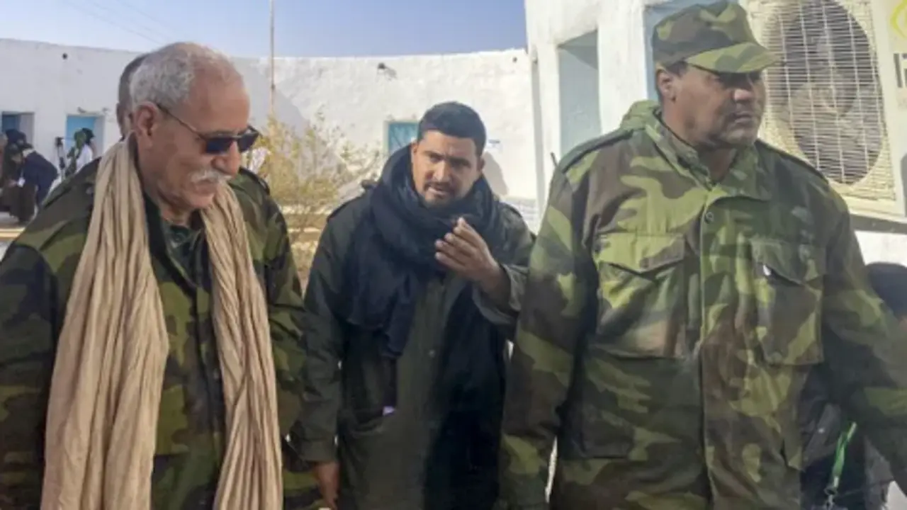 El actual secretario general del Frente Polisario, Brahim Gali, vota en las elecciones. EFE/ Mahfud Mohamed Lamin Bechri