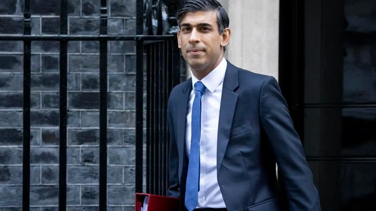 El primer ministro brit&aacute;nico, Rishi Sunak. EFE / Tolga Akmen