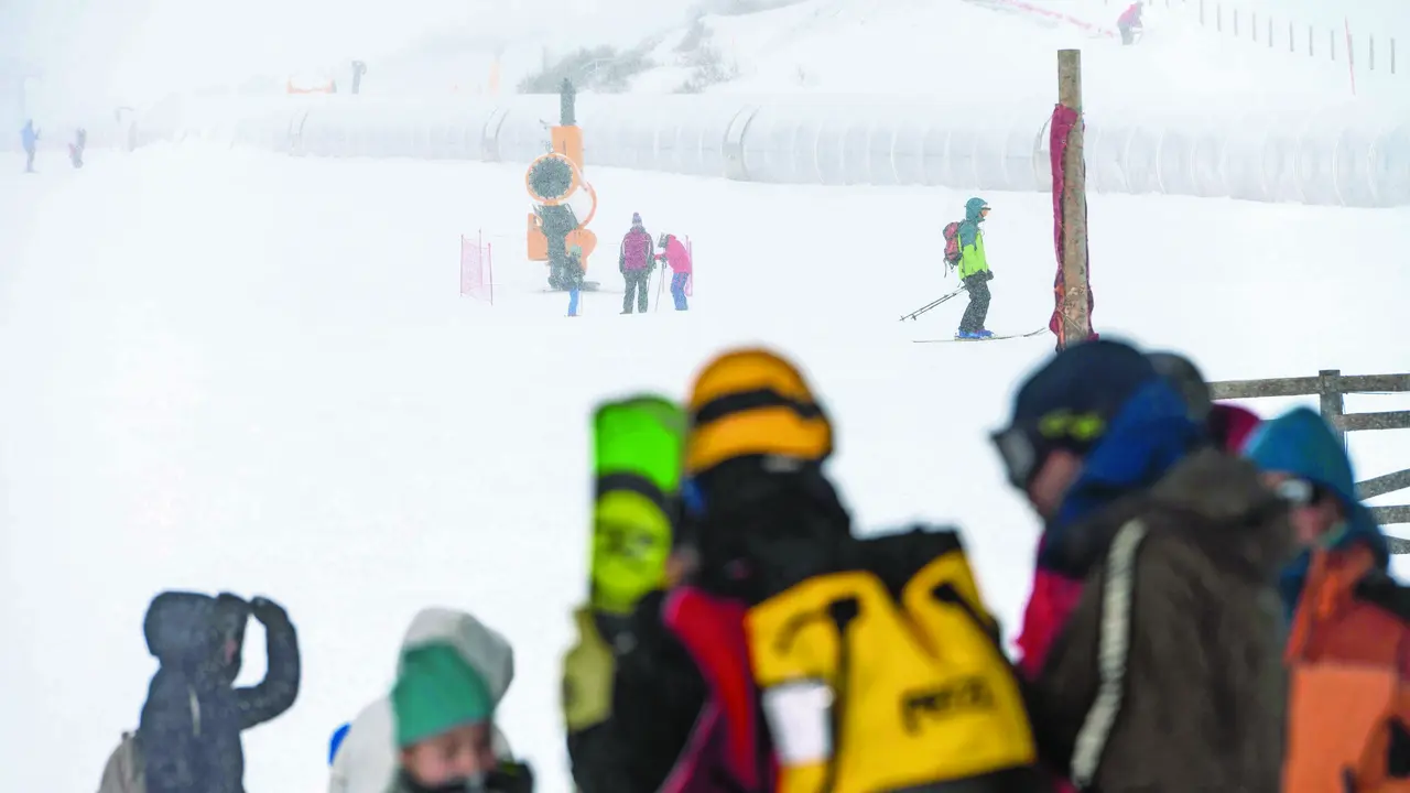 Alto Campoo abri&oacute; el primer fin de semana de la temporada. / ALERTA
