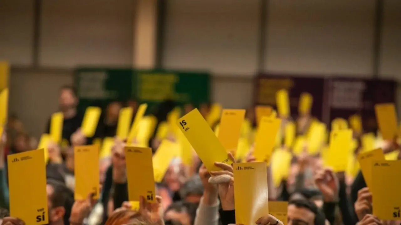 Las bases de ERC avalan con un 97% un refer&eacute;ndum que declare la independencia con un 55% del 's&iacute;'. E.P. / Marc Trilla