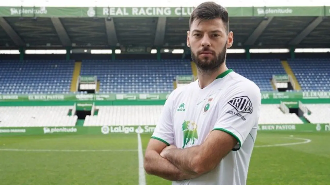 El nuevo fichaje del Racing, Roko Baturina. / RRC