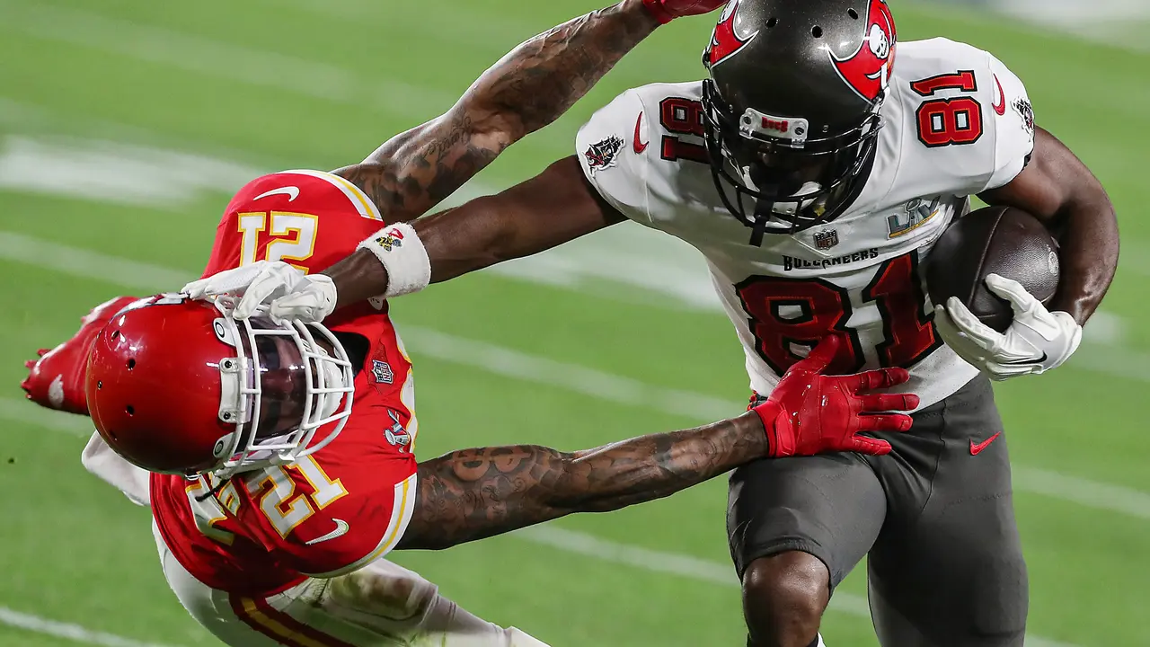 Instant&aacute;nea de un partido de la Super Bowl. / Travis Heying