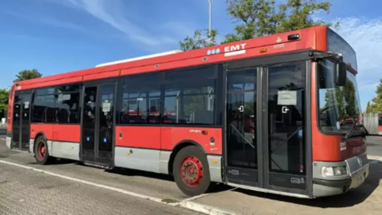 Autob&uacute;s de la EMT. / Ayto. de Valencia