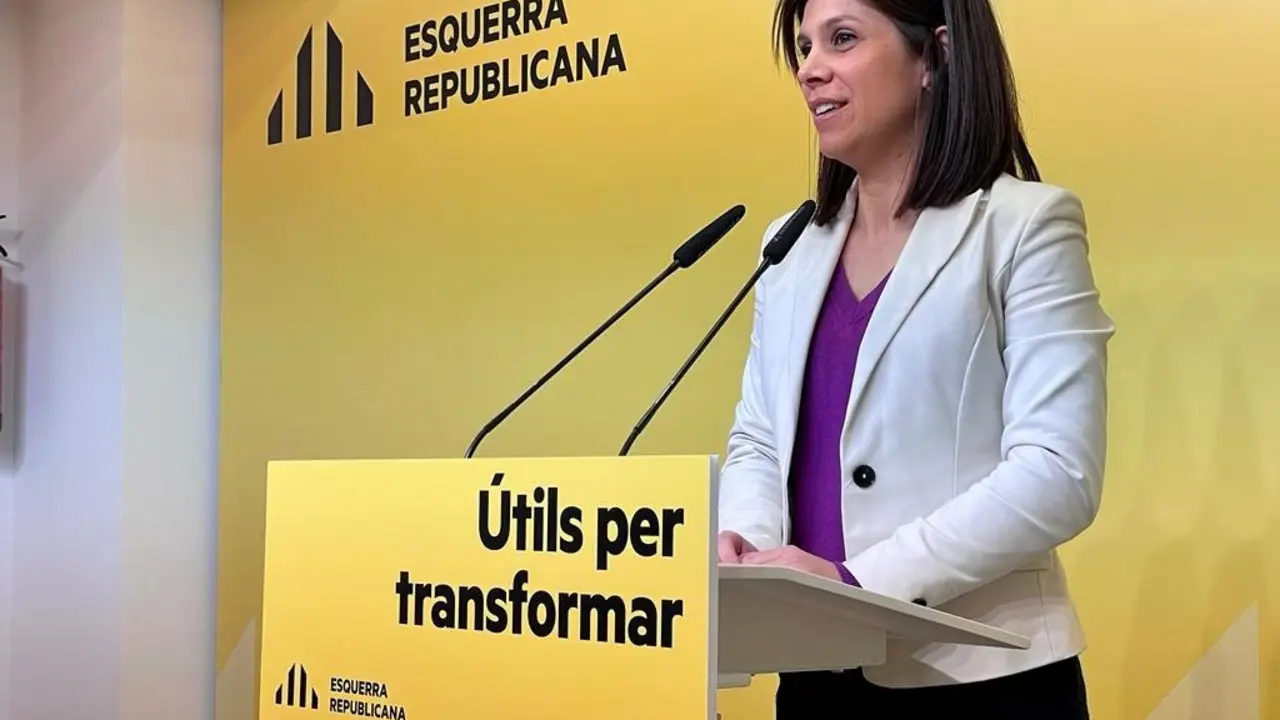 La portavoz y secretaria general adjunta de ERC, Marta Vilalta, en una rueda de prensa. E.P.