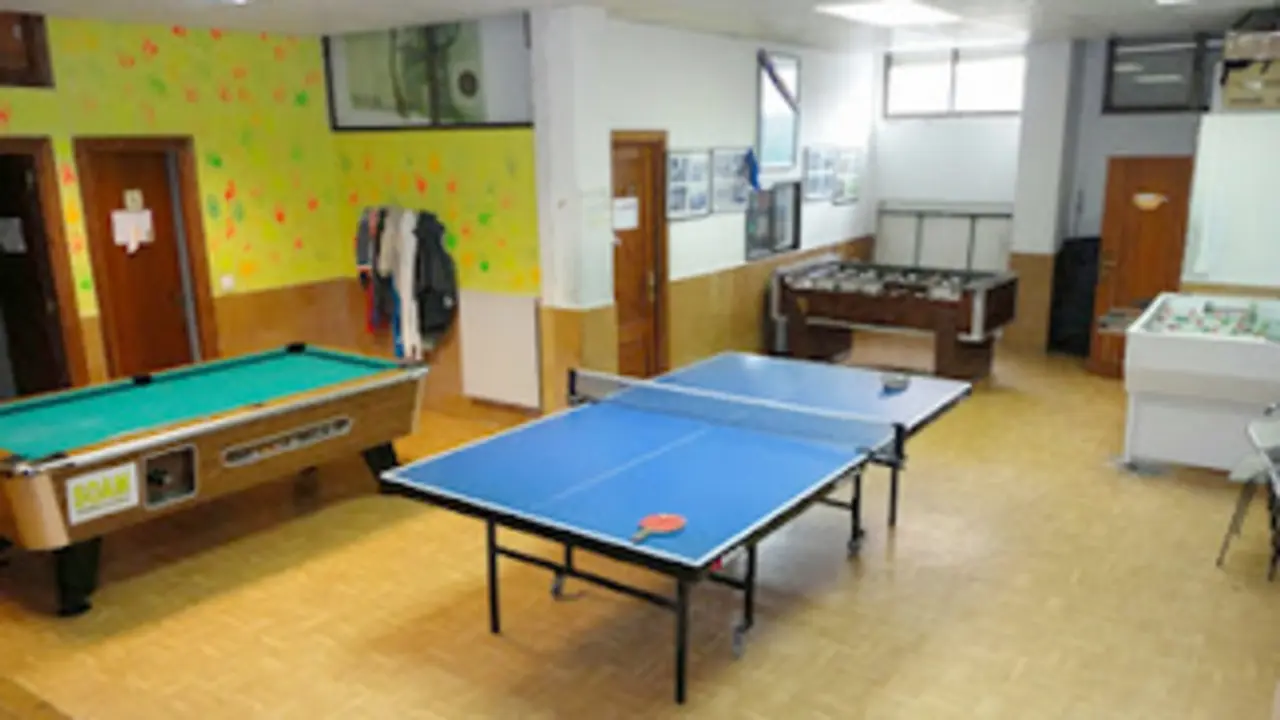 Una de las salas del Servicio de Orientaci&oacute;n y Ayuda al Menor (SOAM) de Torrelavega. / Fundaci&oacute;n Amigo