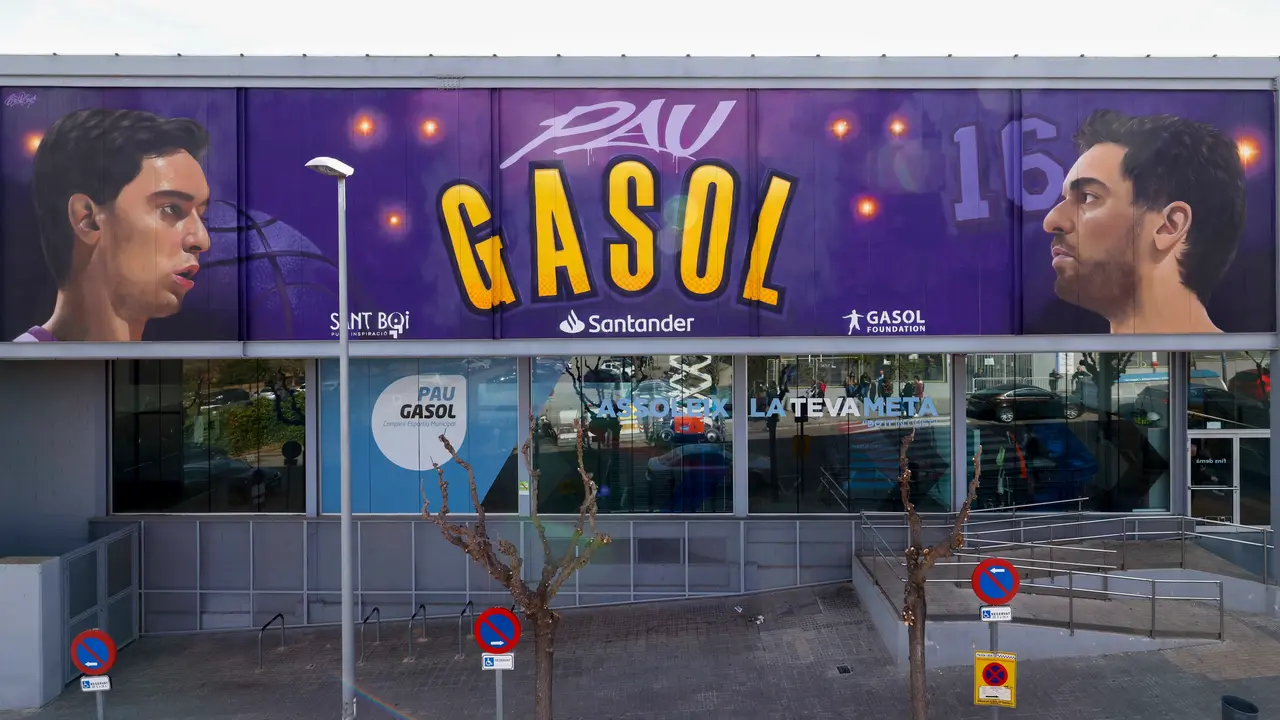 Mural en honor de Pau Gasol en Sant Boi de Llobregat (Barcelona). / MINERVA MARKETING