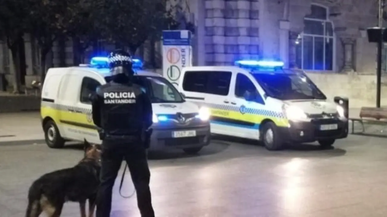 Agente de la Polic&iacute;a Nacional. / EP