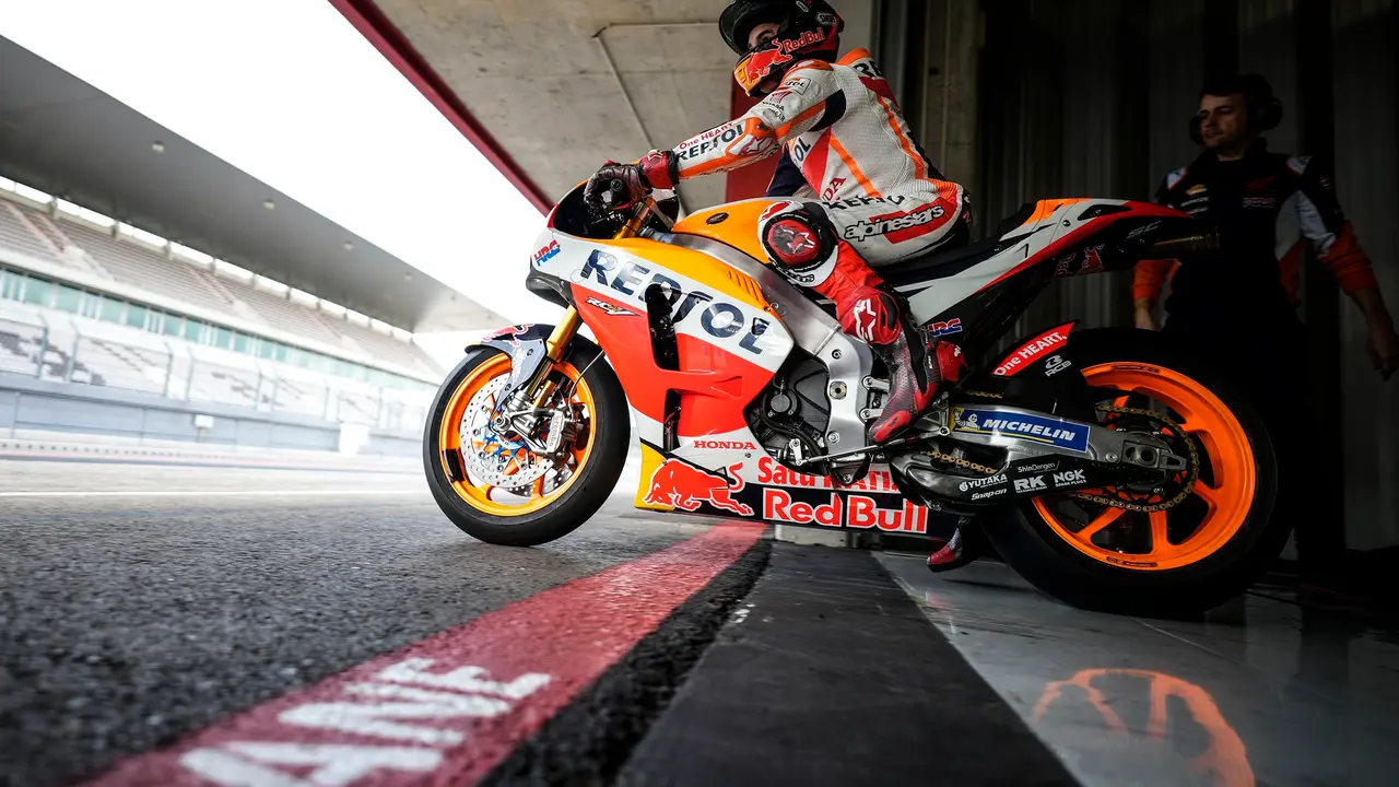 El piloto espa&ntilde;ol de MotoGP Marc M&aacute;rquez (Repsol Honda) en el test privado de Portimao (Portugal). / REPSOL MEDIA SERVICE