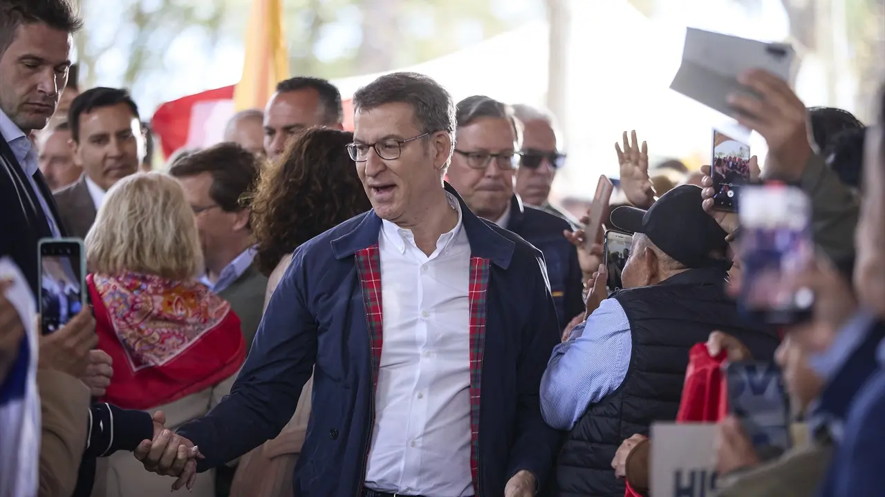 El presidente del Partido Popular, Alberto N&uacute;&ntilde;ez Feij&oacute;o, participa en la Fiesta de la Hispanidad del PP. EP / Jes&uacute;s Hell&iacute;n
