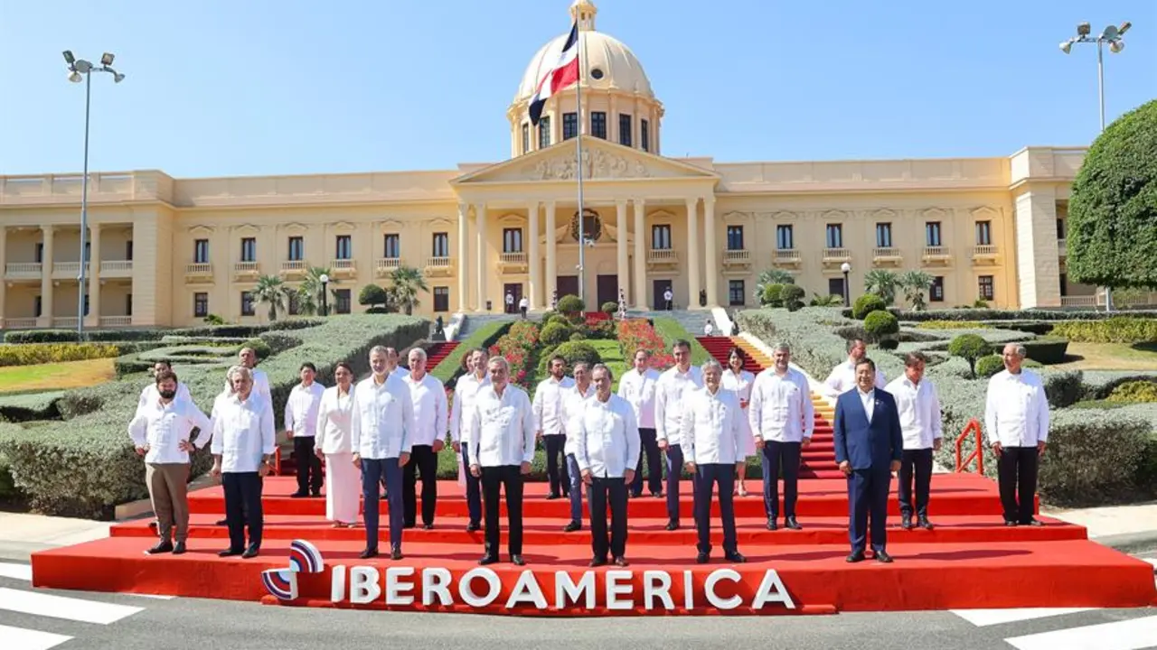 Los presidentes y mandatarios asistentes a la XXVIII Cumbre Iberoamericana, en Santo Domingo. EFE