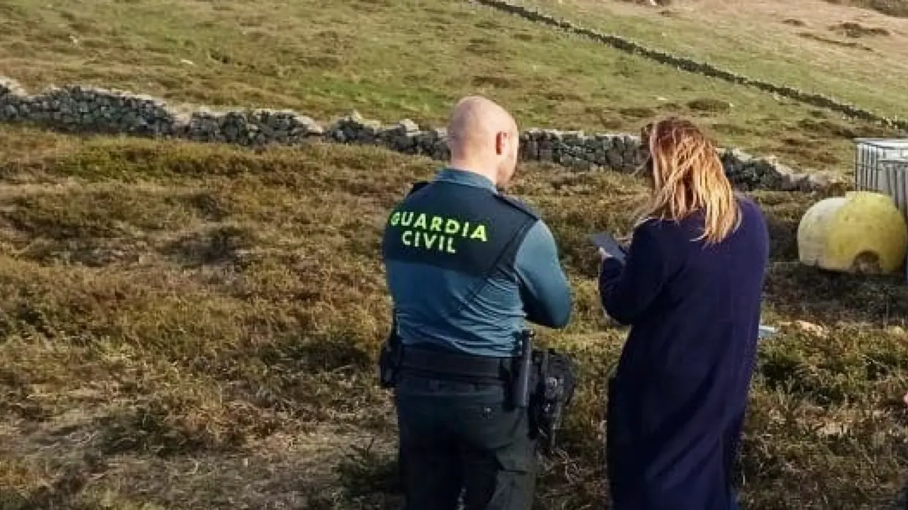 Vecinos paralizan y denuncian prospecciones ilegales para el parque e&oacute;lico de El Escudo
