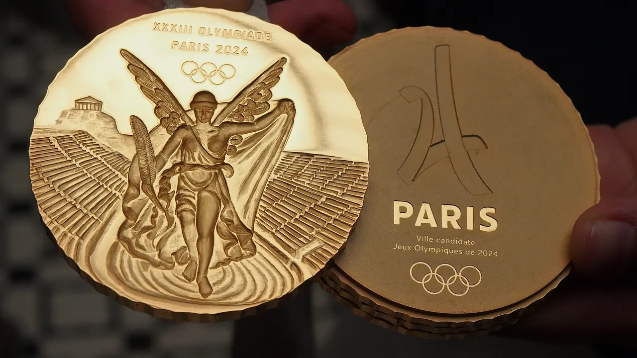 Modelo de las medallas de los Juegos Ol&iacute;mpicos de Par&iacute;s de 2024. / CARLOS GARCIA GRANTHON