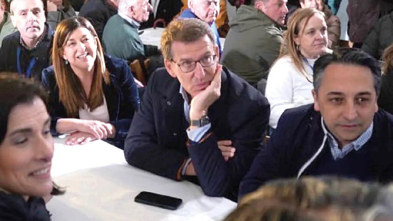 Igual, Buruaga, Feij&oacute;o y el candidato del PP, Carlos Camar&eacute;s. / ALERTA