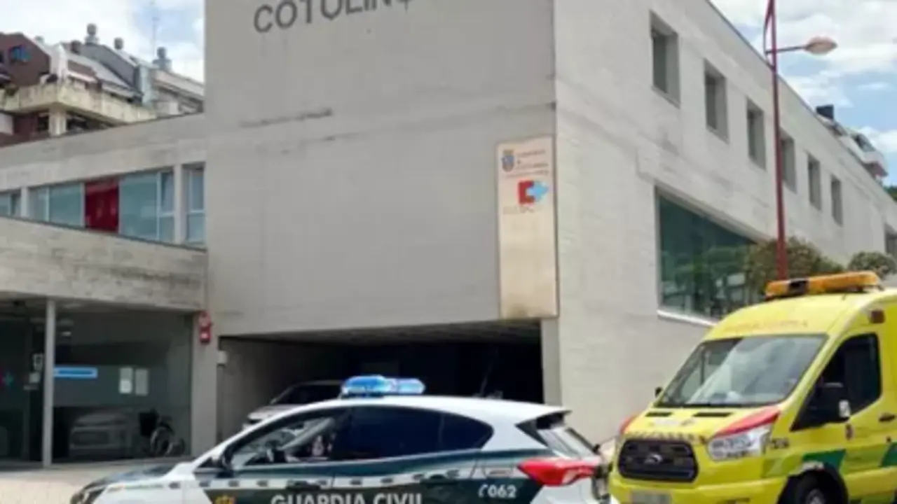 Fachada del centro de salud Cotolino II, en Castro Urdiales. / GC