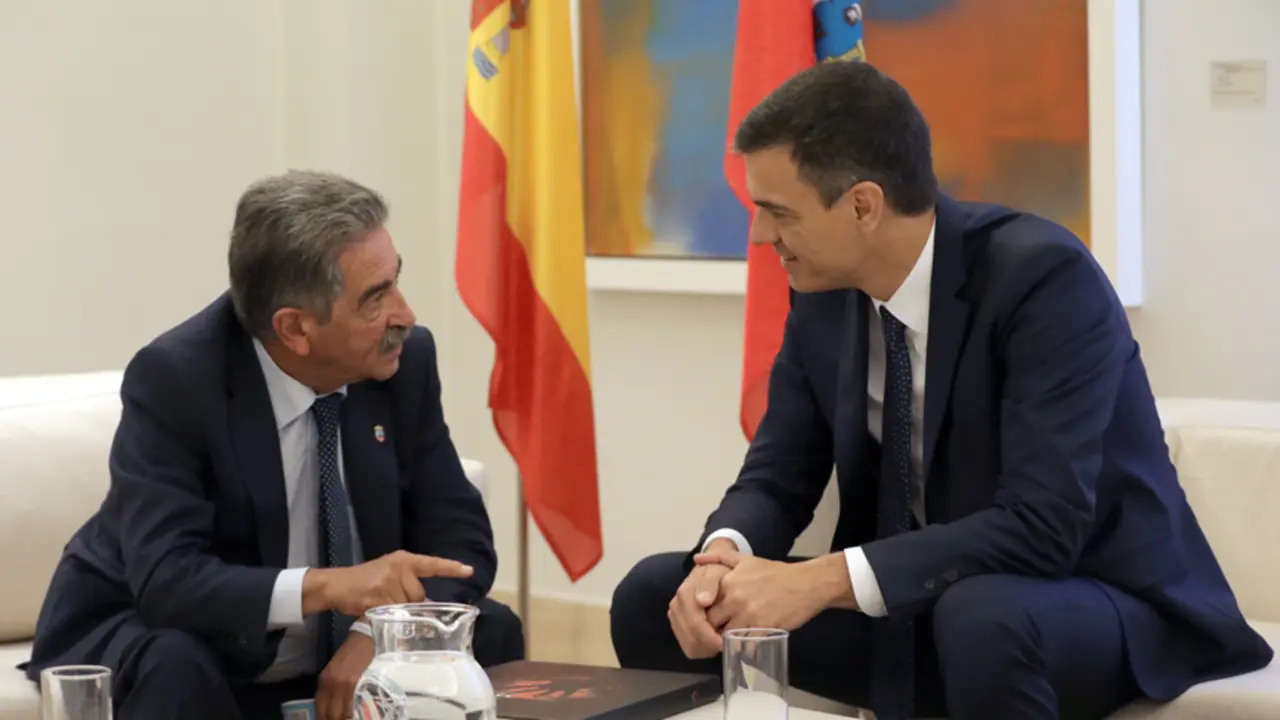 Miguel &Aacute;ngel Revilla y Pedro S&aacute;nchez.