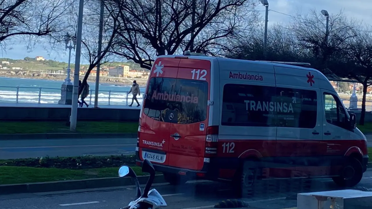 Ambulancia de GIj&oacute;n.