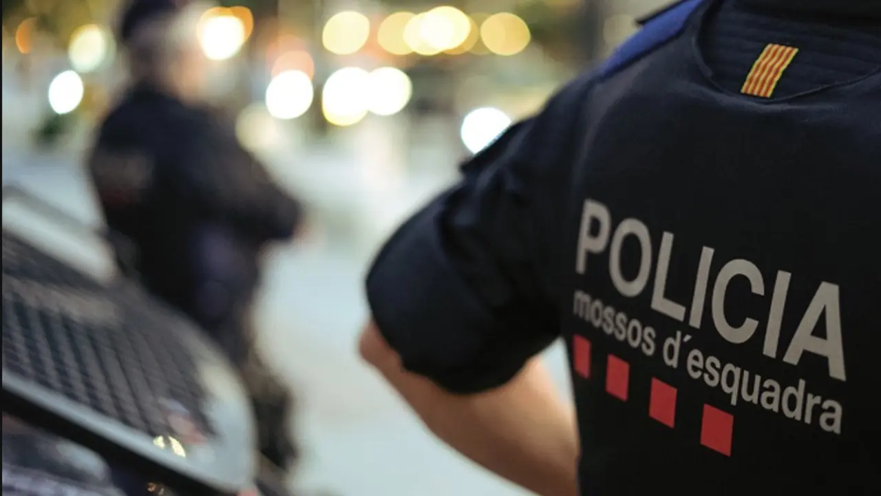Los Mossos buscan al autor de la muerte a tiros de un chico de 15 a&ntilde;os en Barcelona