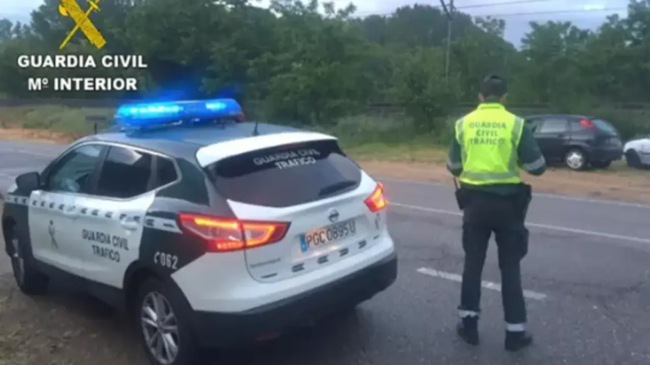 Coche patrulla de la Guardia Civil. / GC
