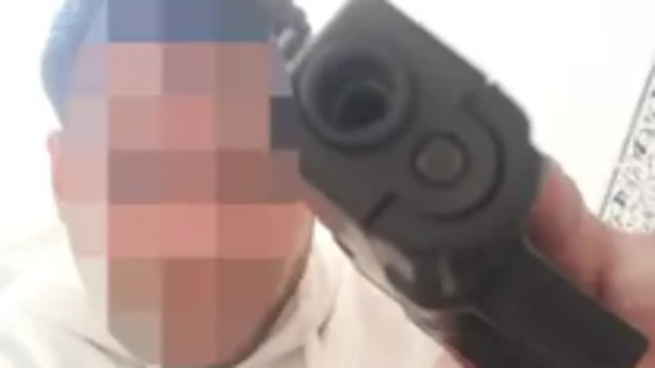 Hombre que ten&iacute;a retenida a su pareja. / CNP