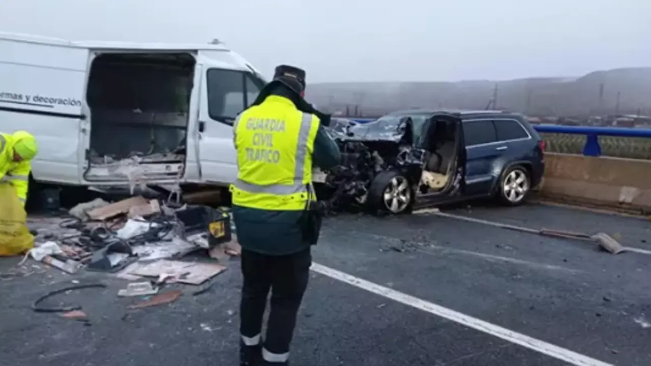 Accidente de tr&aacute;fico en La Rioja. / GC