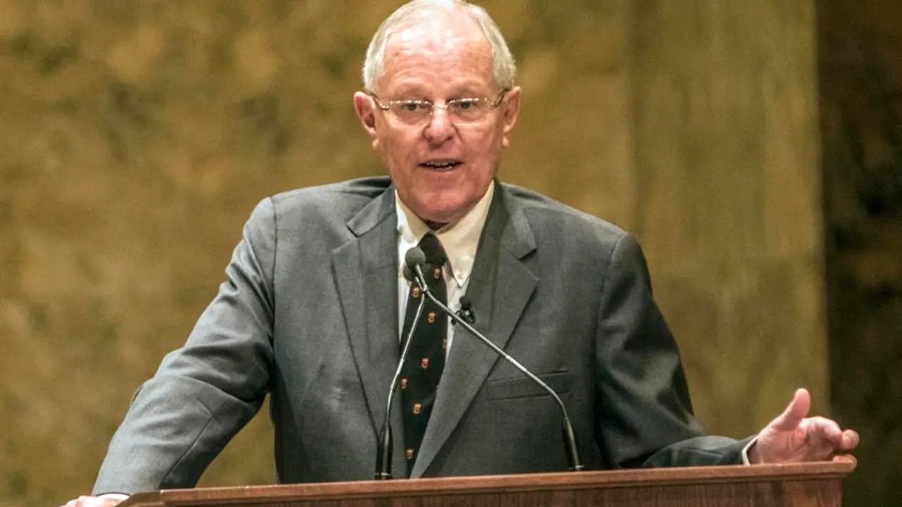 Fotograf&iacute;a de archivo, tomada en febrero de 2017, en la que se registr&oacute; al entonces presidente de Per&uacute;, Pedro Pablo Kuczynski. EFE / Miguel Rajmil