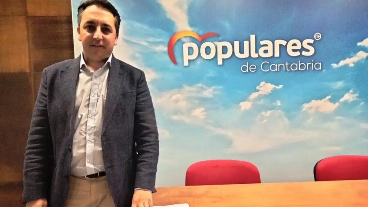 El candidato del PP en Pi&eacute;lagos, Carlos Caram&eacute;s