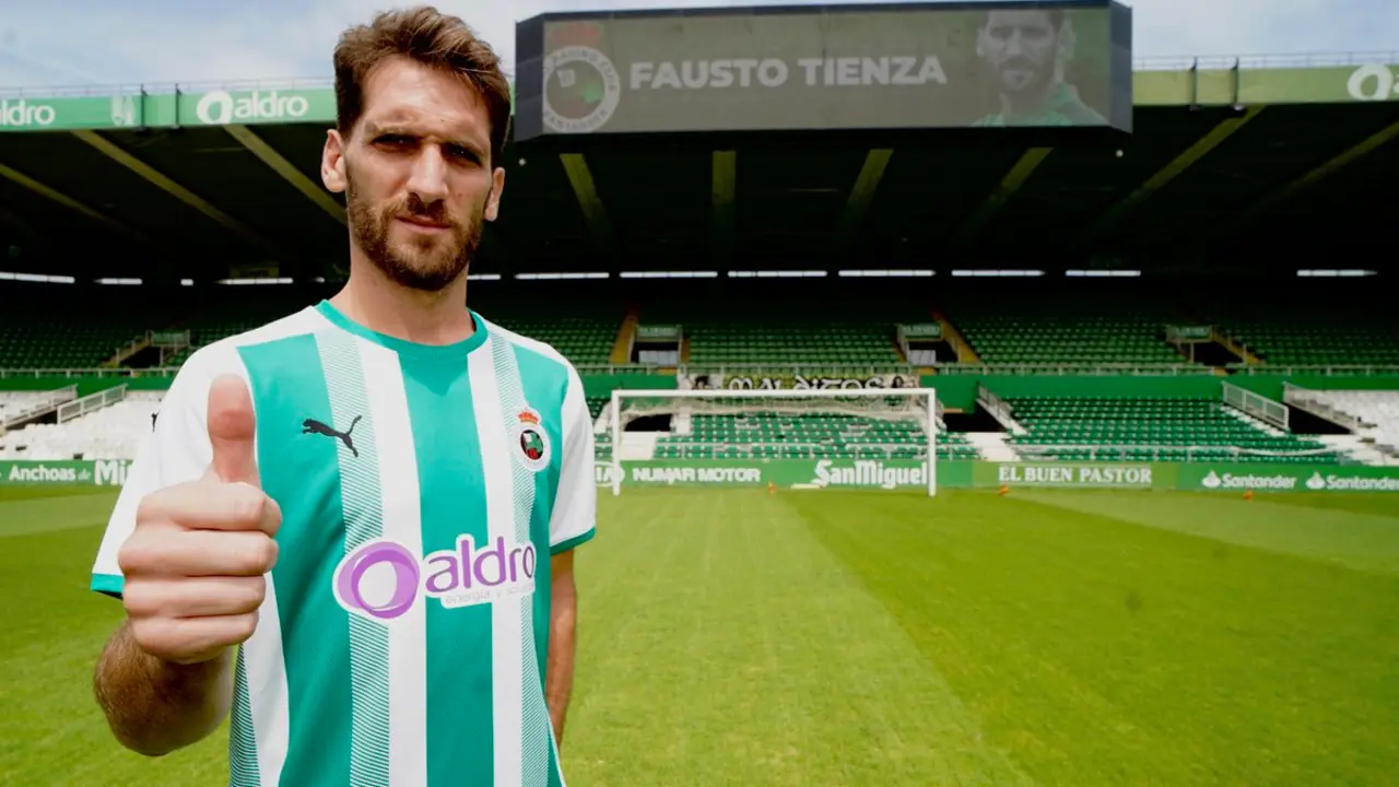 Fausto Tienza