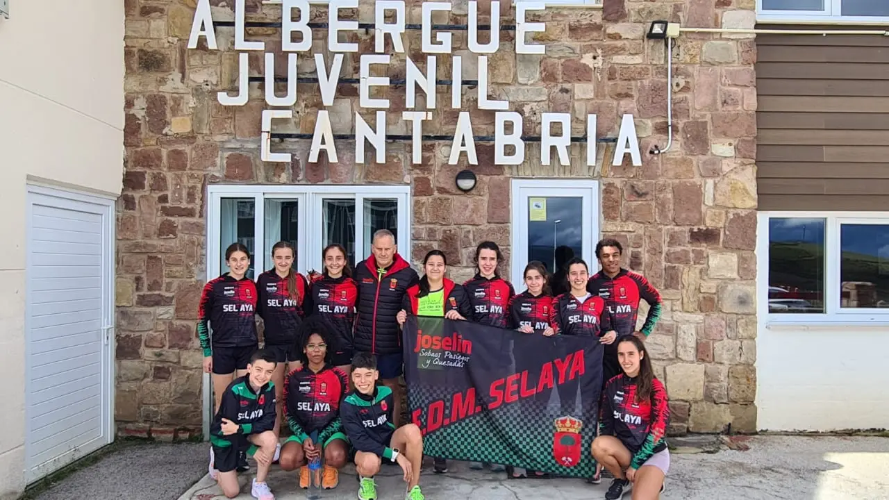 Deportistas del atletismo Selaya Josel&iacute;n. / AC