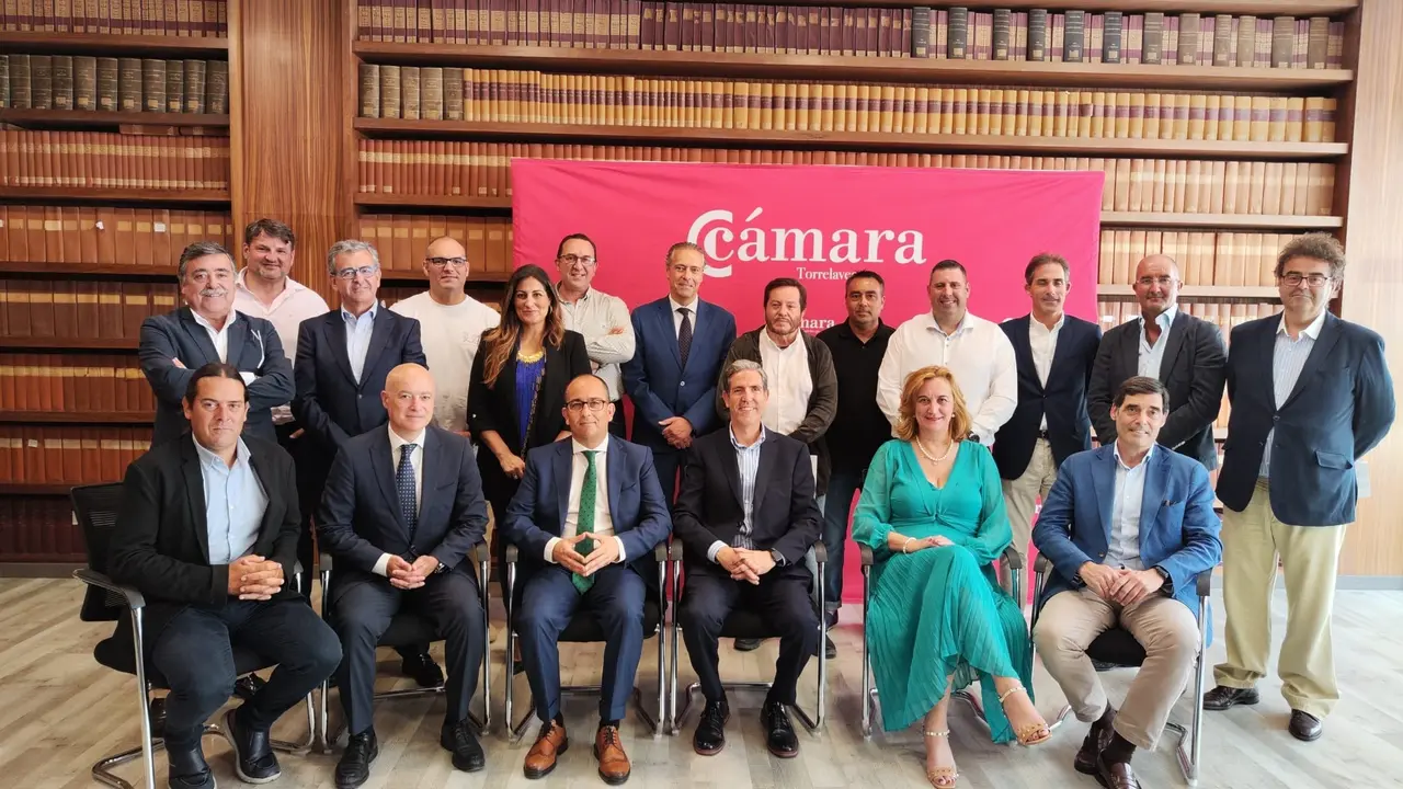 Comit&eacute; Ejecutivo de la C&aacute;mara de Torrelavega. / CT