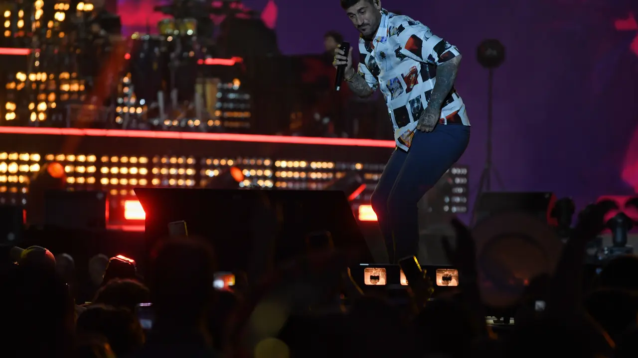 El cantante Melendi en un concierto. / Fernando S&aacute;nchez