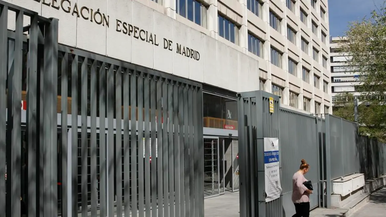 Imagen de la Delegaci&oacute;n Especial de Madrid de la Agencia Tributaria. EFE / Alejandro L&oacute;pez