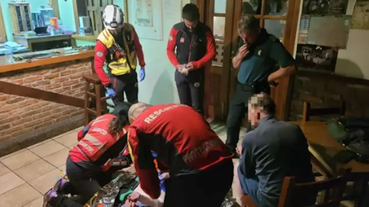 Rescatada por segunda noche consecutiva una mujer brit&aacute;nica mientras realizaba la ruta circular de Riofrio. / 112
